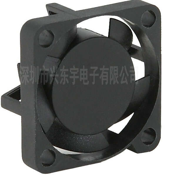 【電腦散熱風扇批發(fā)廠家】精益求精的產(chǎn)品，你值得期待。