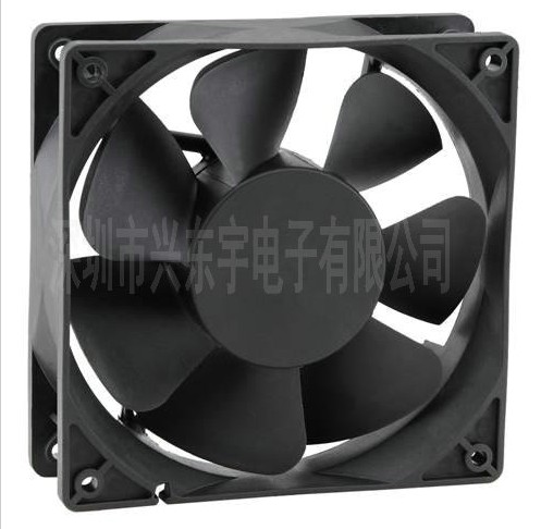 【雙滾珠交流風(fēng)扇】細(xì)心清理，專心制造！