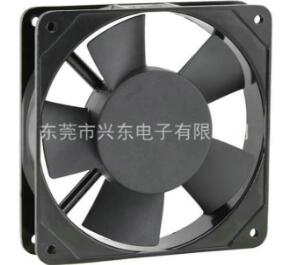 交流風(fēng)扇的應(yīng)用，解決了散熱問(wèn)題
